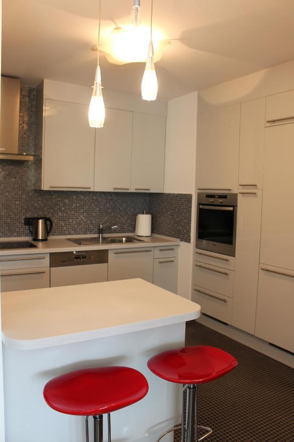 Modern Apartment In The Centre Rijeka Exterior photo