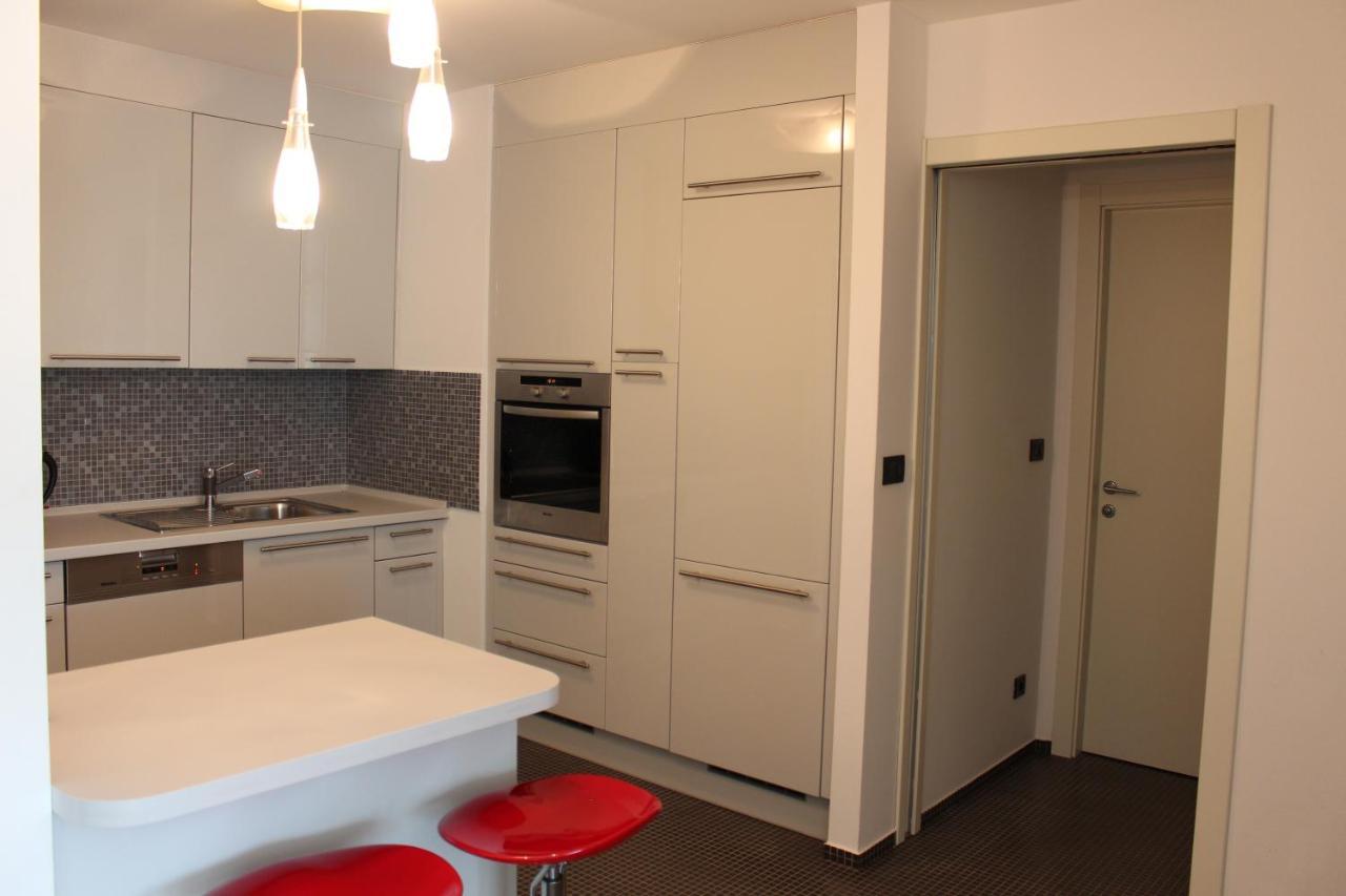 Modern Apartment In The Centre Rijeka Exterior photo